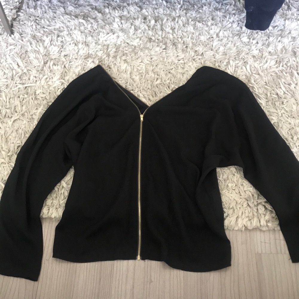 Zip up black going out top